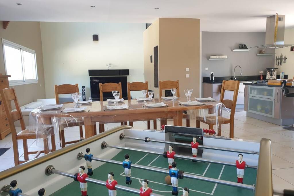 Villa avec piscine, jacuzzi et vue imprenable ! Herry Extérieur photo