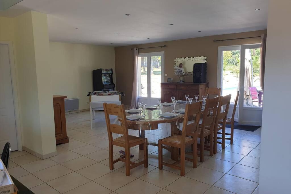 Villa avec piscine, jacuzzi et vue imprenable ! Herry Extérieur photo